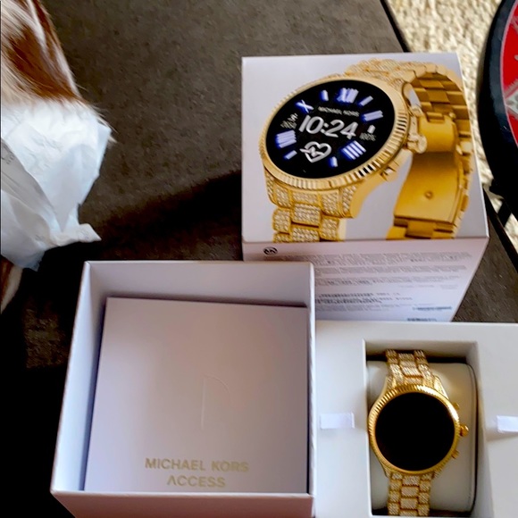 Micheal kors wear is - Picture 1 of 4